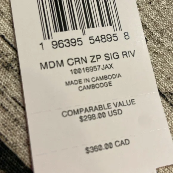 NWT! Coach authentic leather zip wallet with C golden rhinestones + Gift wrap! - Picture 14 of 15